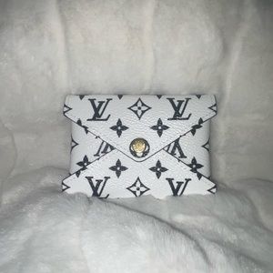 Louis Vuitton Kirigami Small Pochette